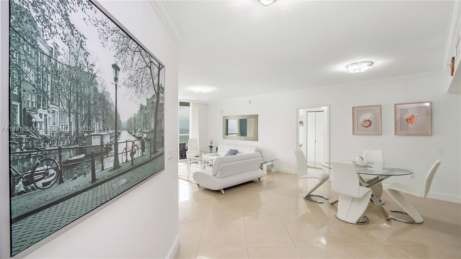 LA PERLA CONDO - Residential