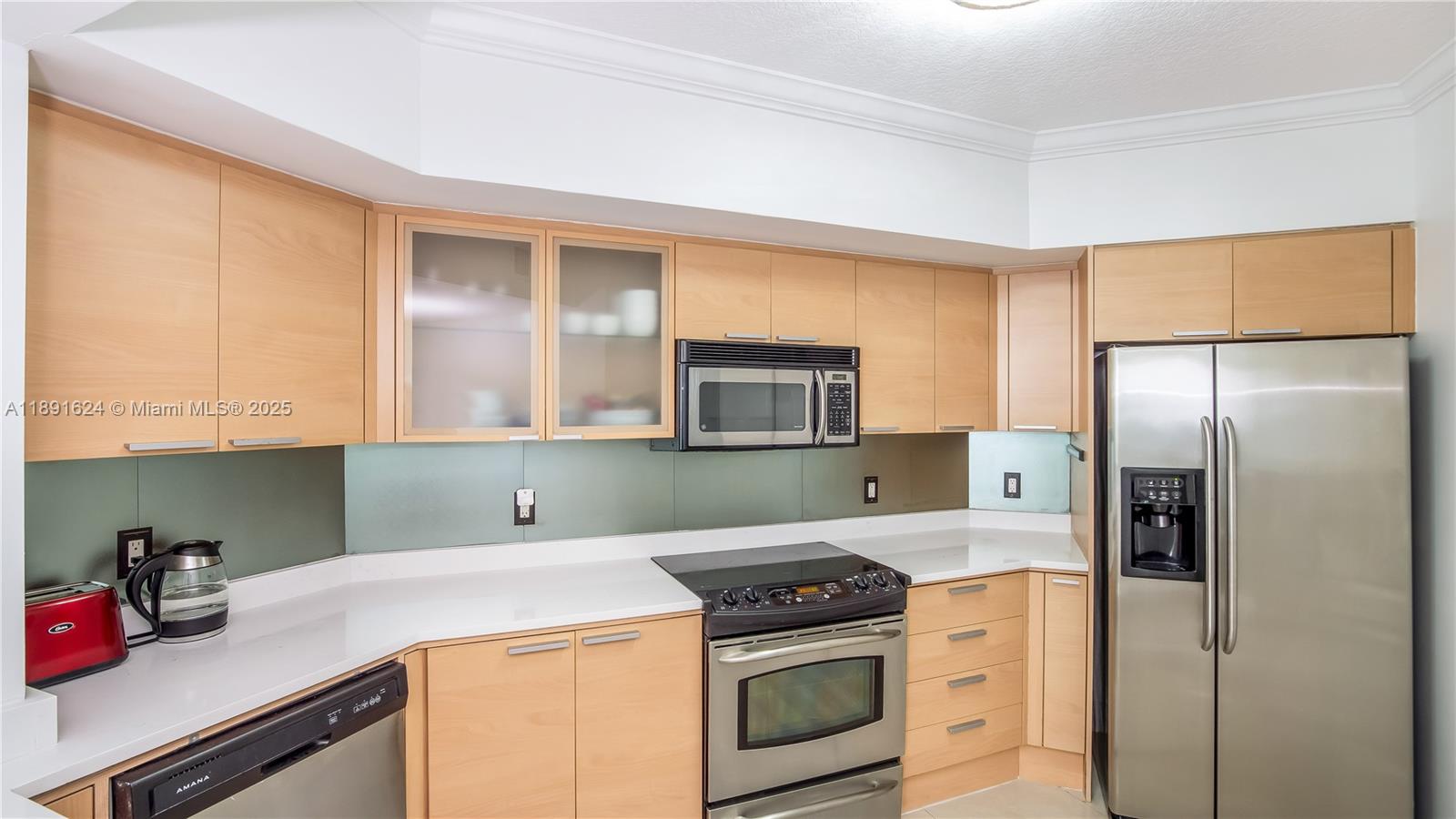 LA PERLA CONDO - Residential