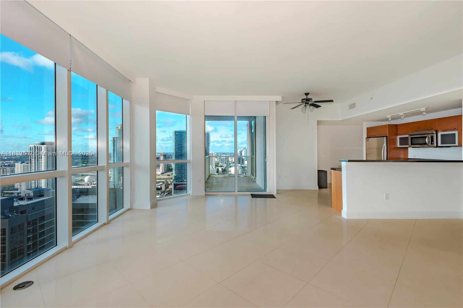 244 Biscayne Blvd 4108