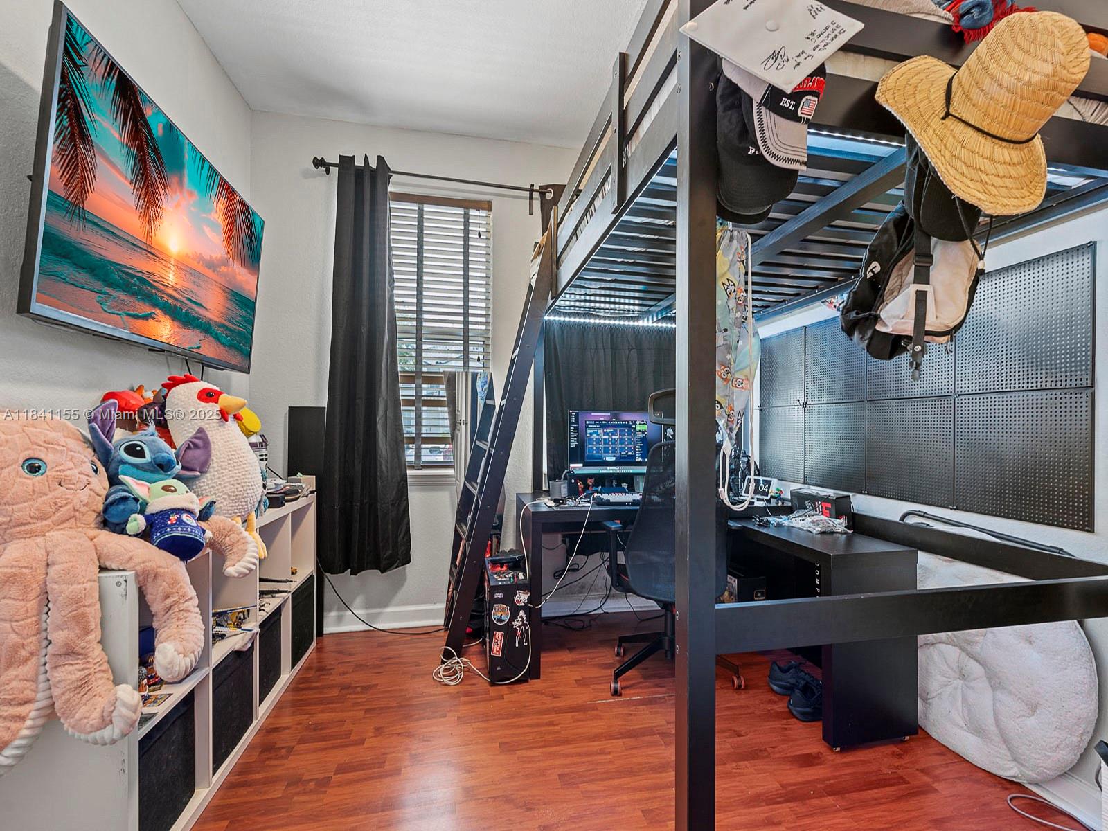 COSTA LINDA CONDO - Residential