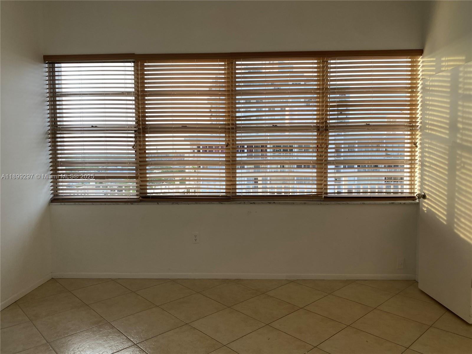 DEL PRADO MARINA - Residential Lease