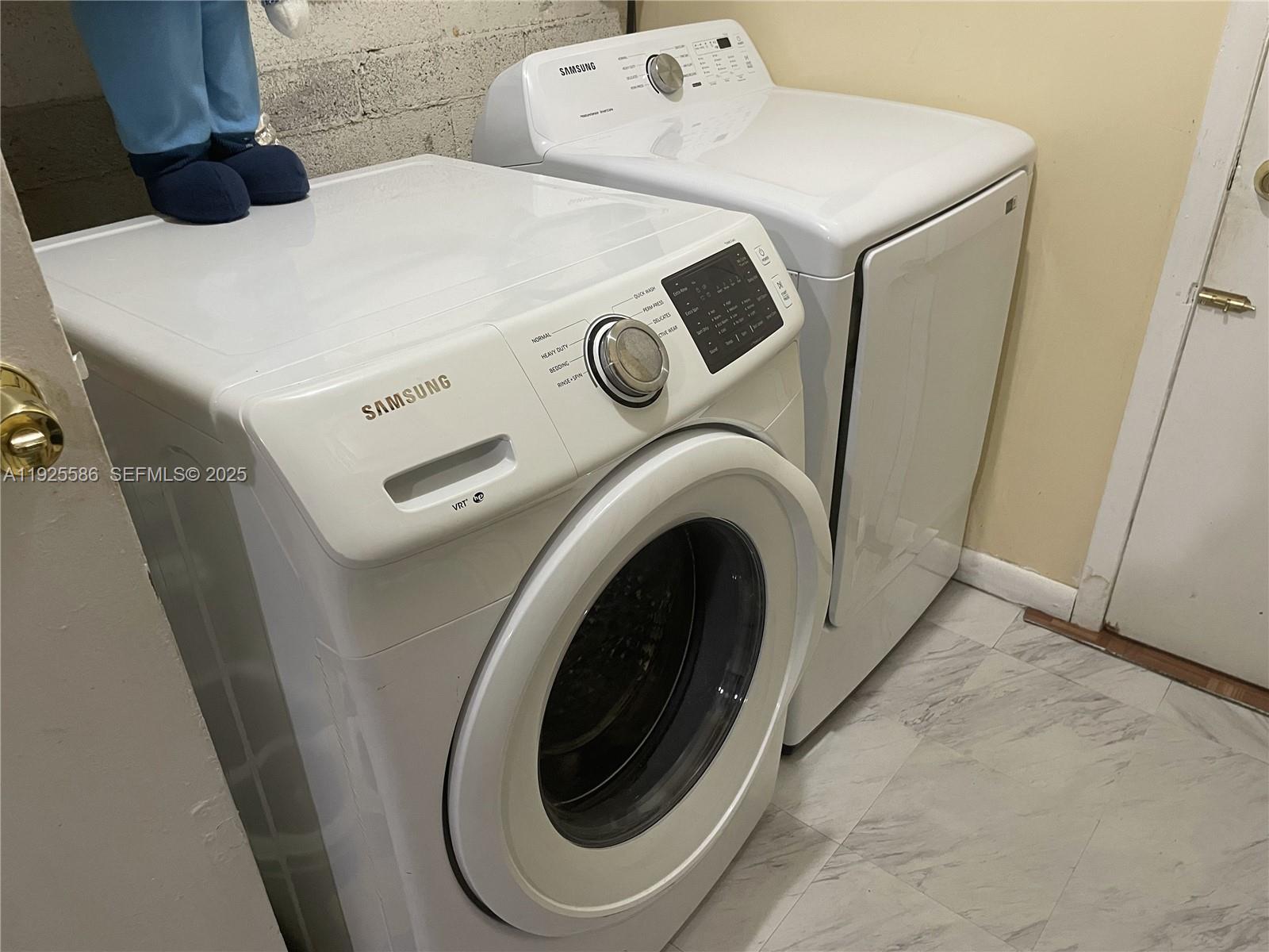 SOUTHWEST MANORS SEC 9 - Residential