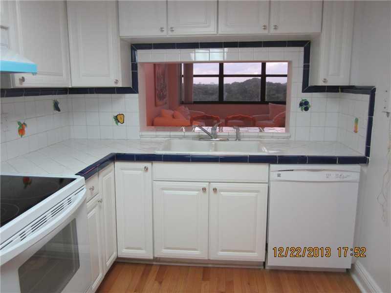 CLUB ATLANTIS CONDO - Residential Lease