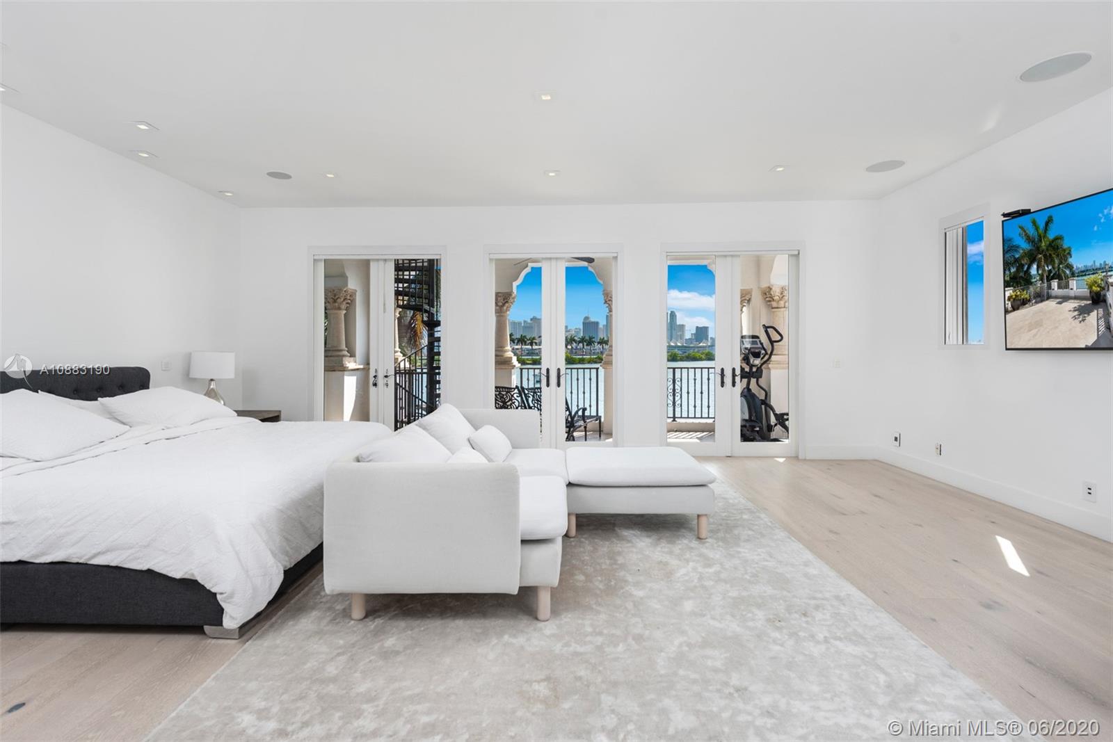 RIVIERA 1ST & 2ND ADDN AM - Residential