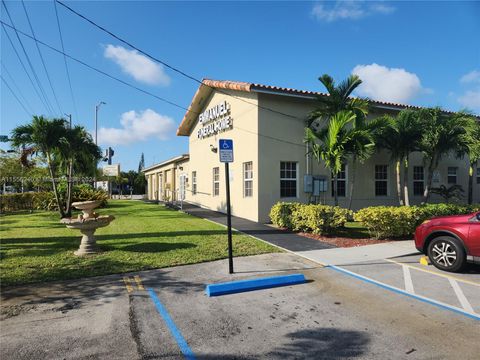 14300 W Dixie Hwy North Miami FL 33161