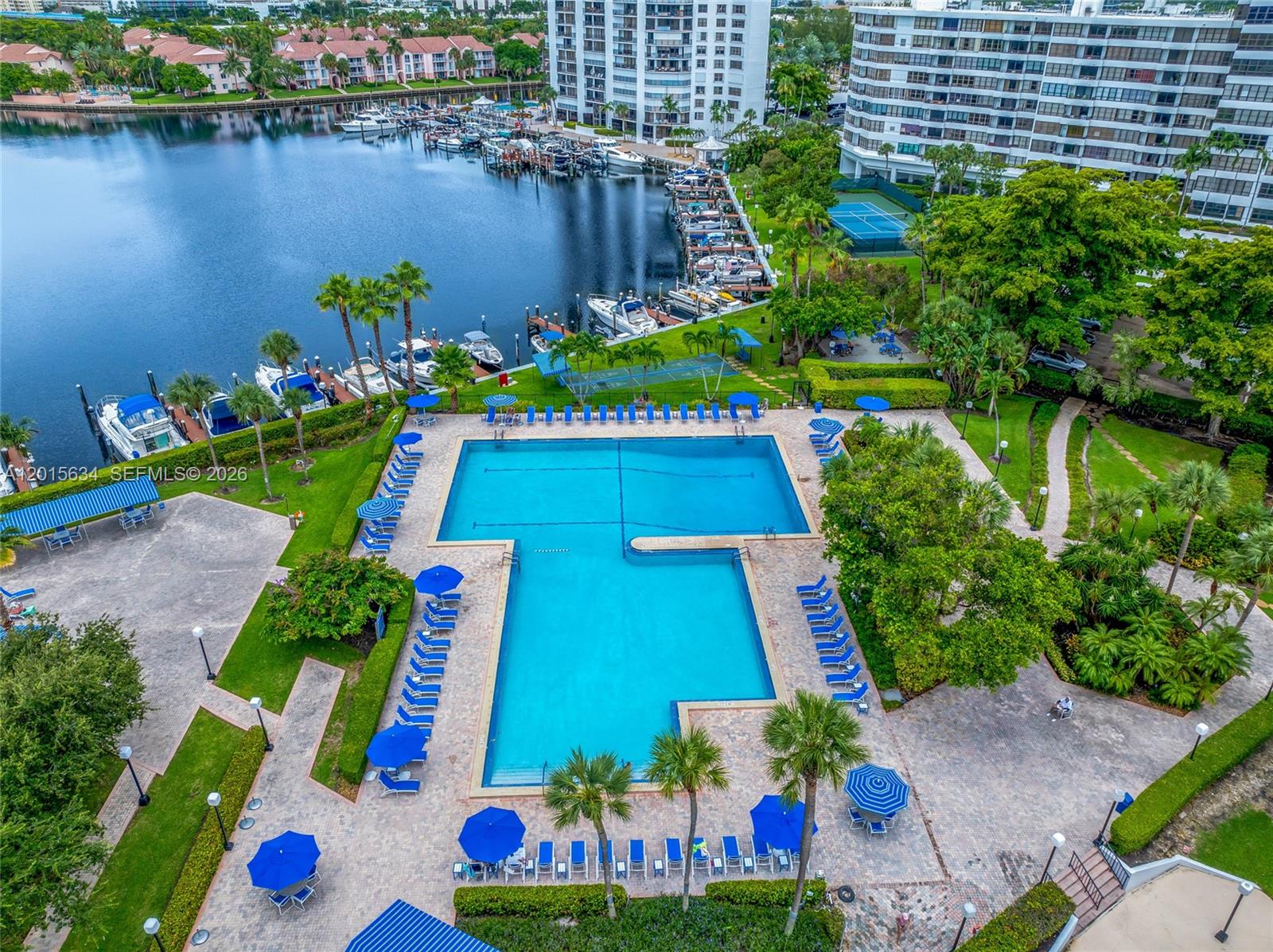 OLYMPUS CONDO PHASE - Residential