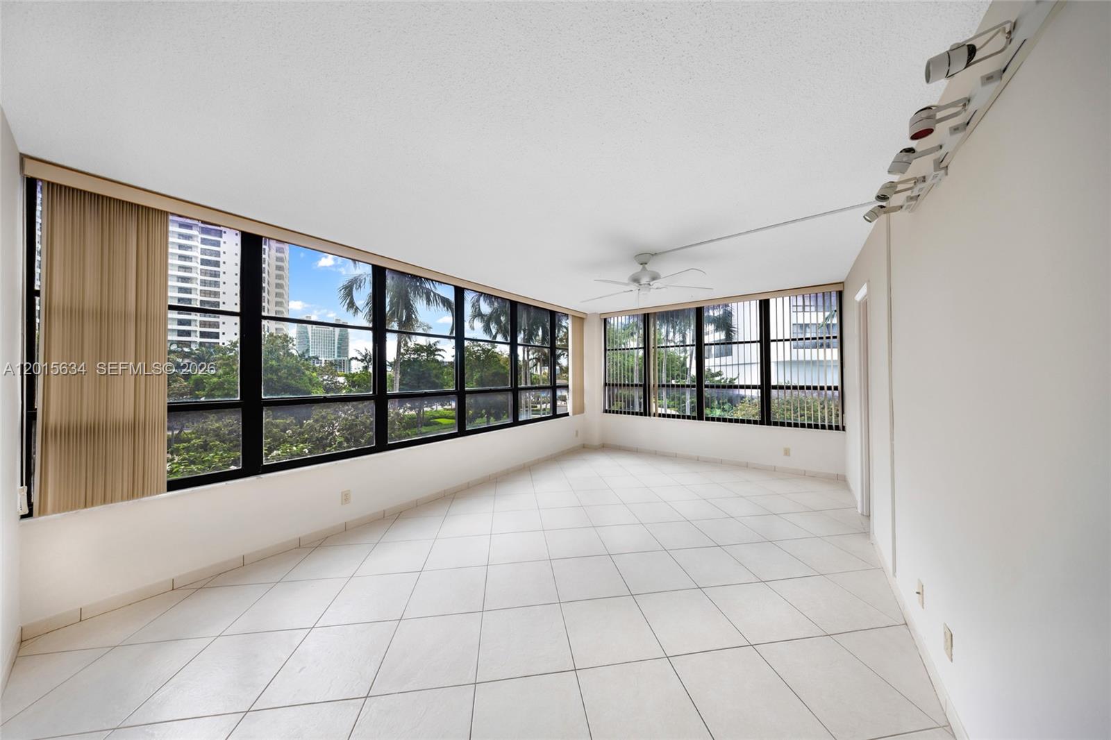 OLYMPUS CONDO PHASE - Residential