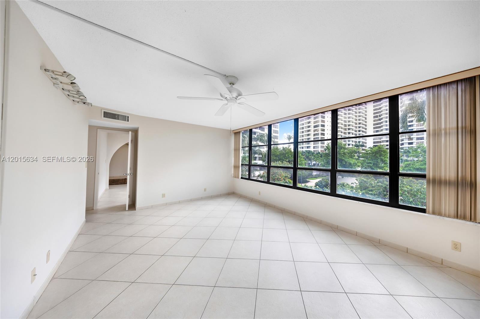OLYMPUS CONDO PHASE - Residential