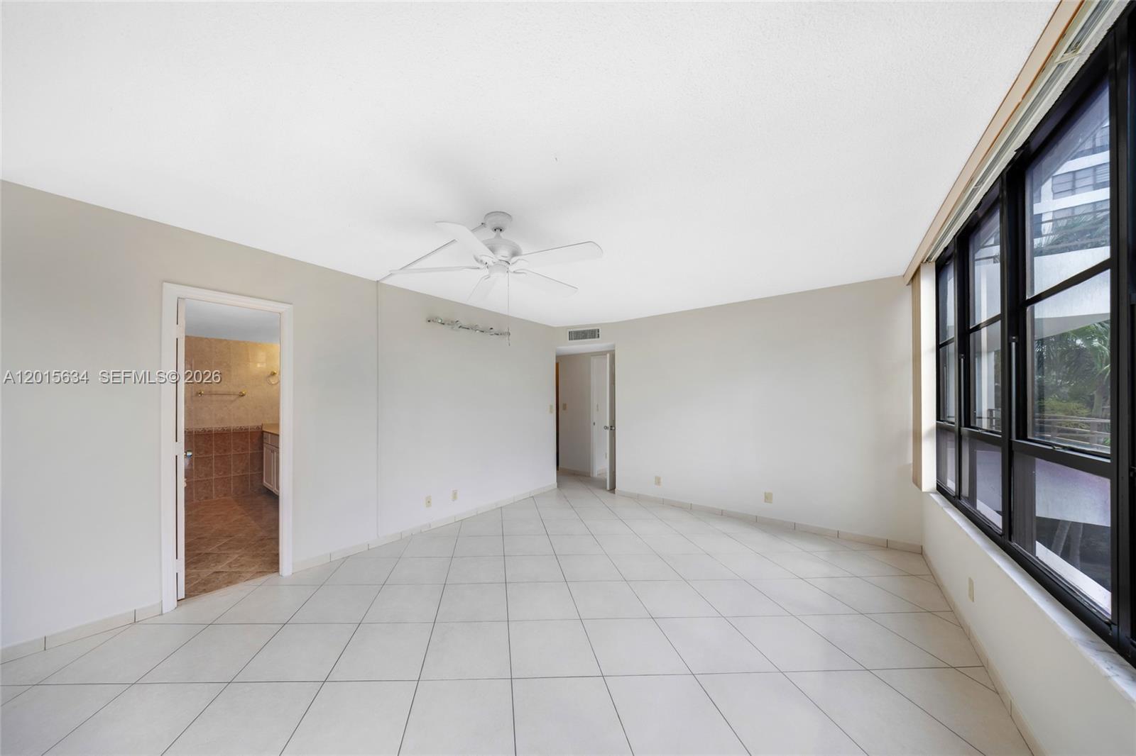 OLYMPUS CONDO PHASE - Residential