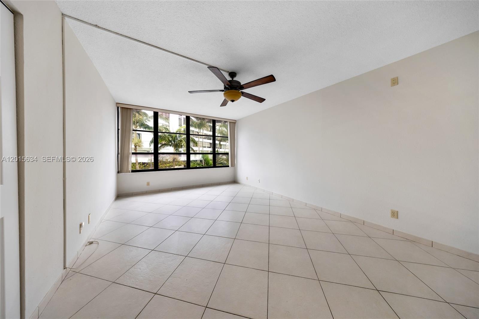 OLYMPUS CONDO PHASE - Residential