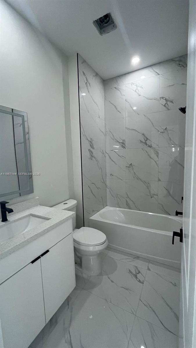 CAPE CORAL - Residential Income