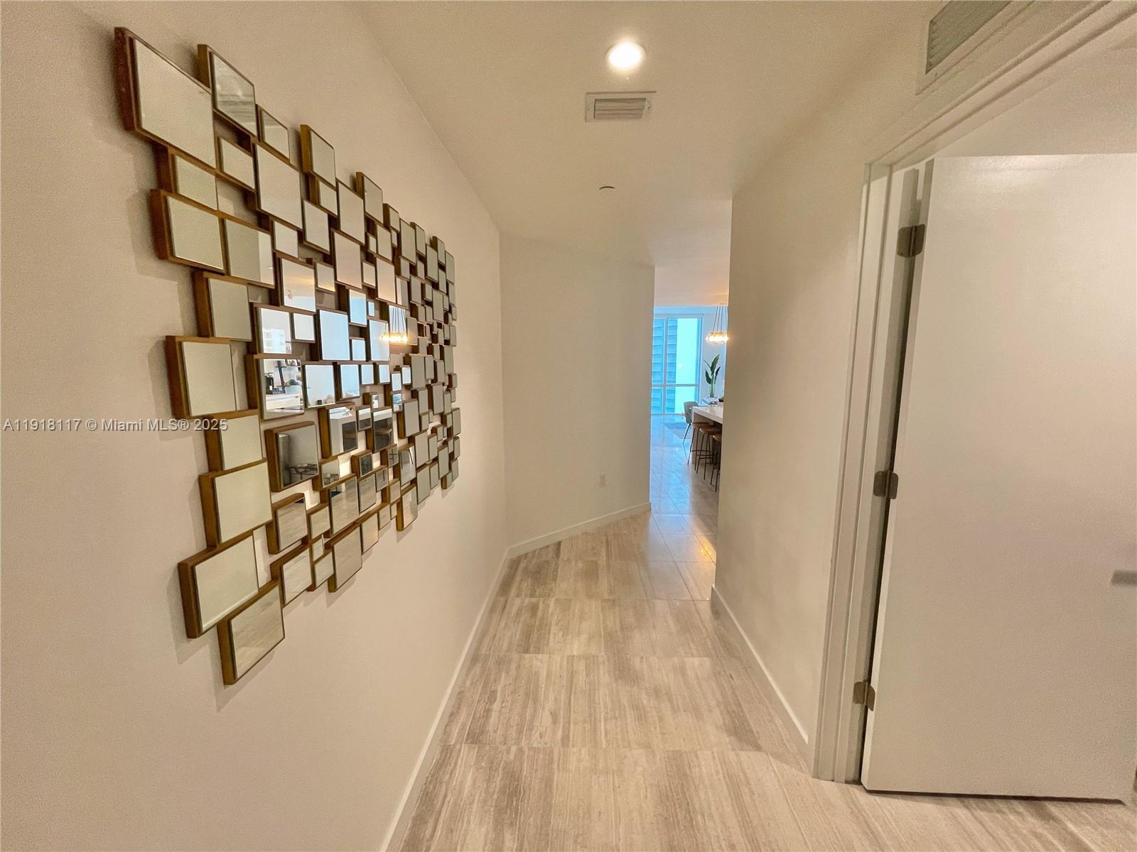 PARAMOUNT MIAMI WORLDCENT - Residential