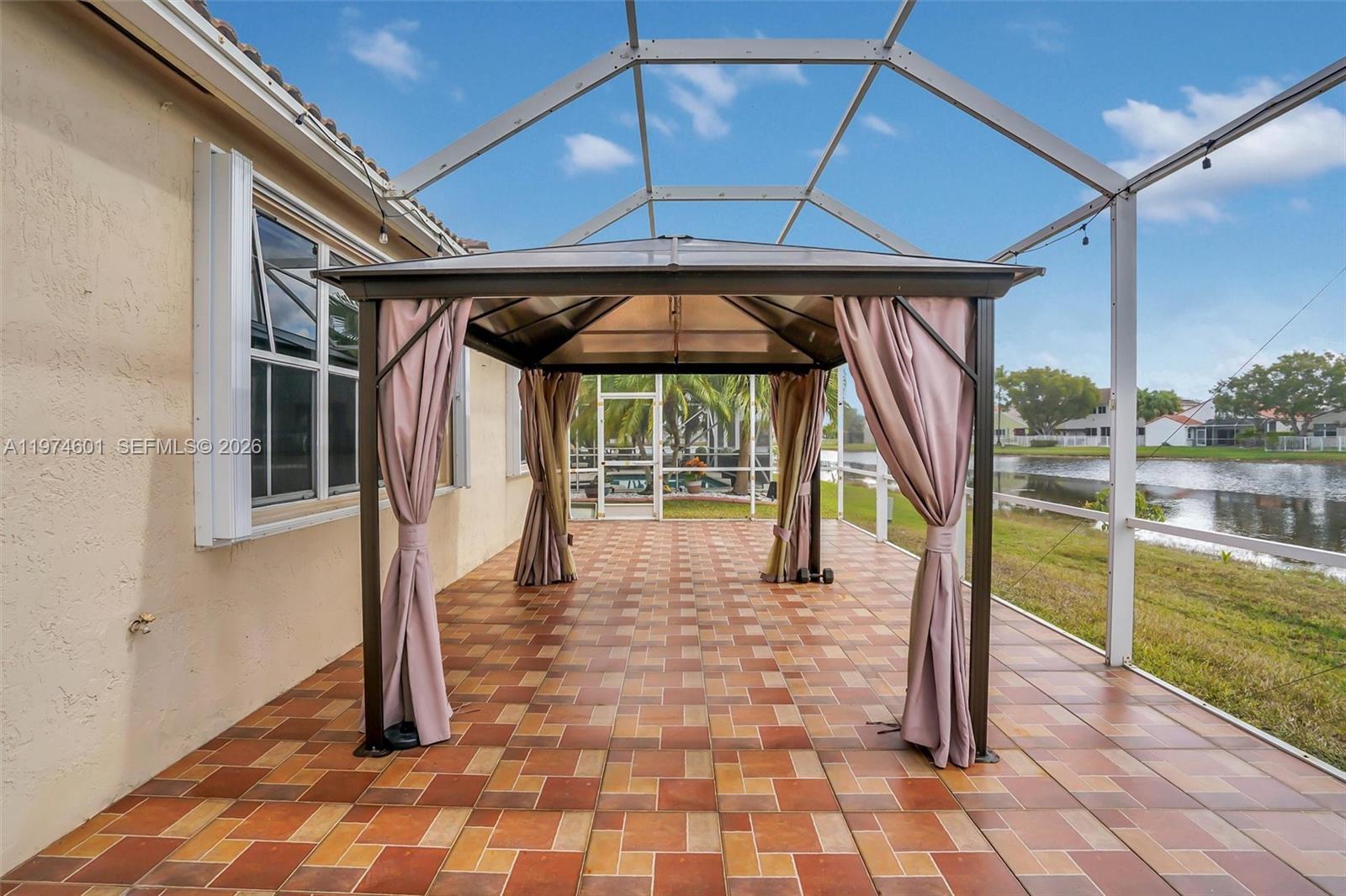 SECTOR 3 - PARCELS H I J - Residential Lease