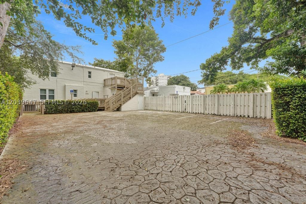 1225 Alton Rd