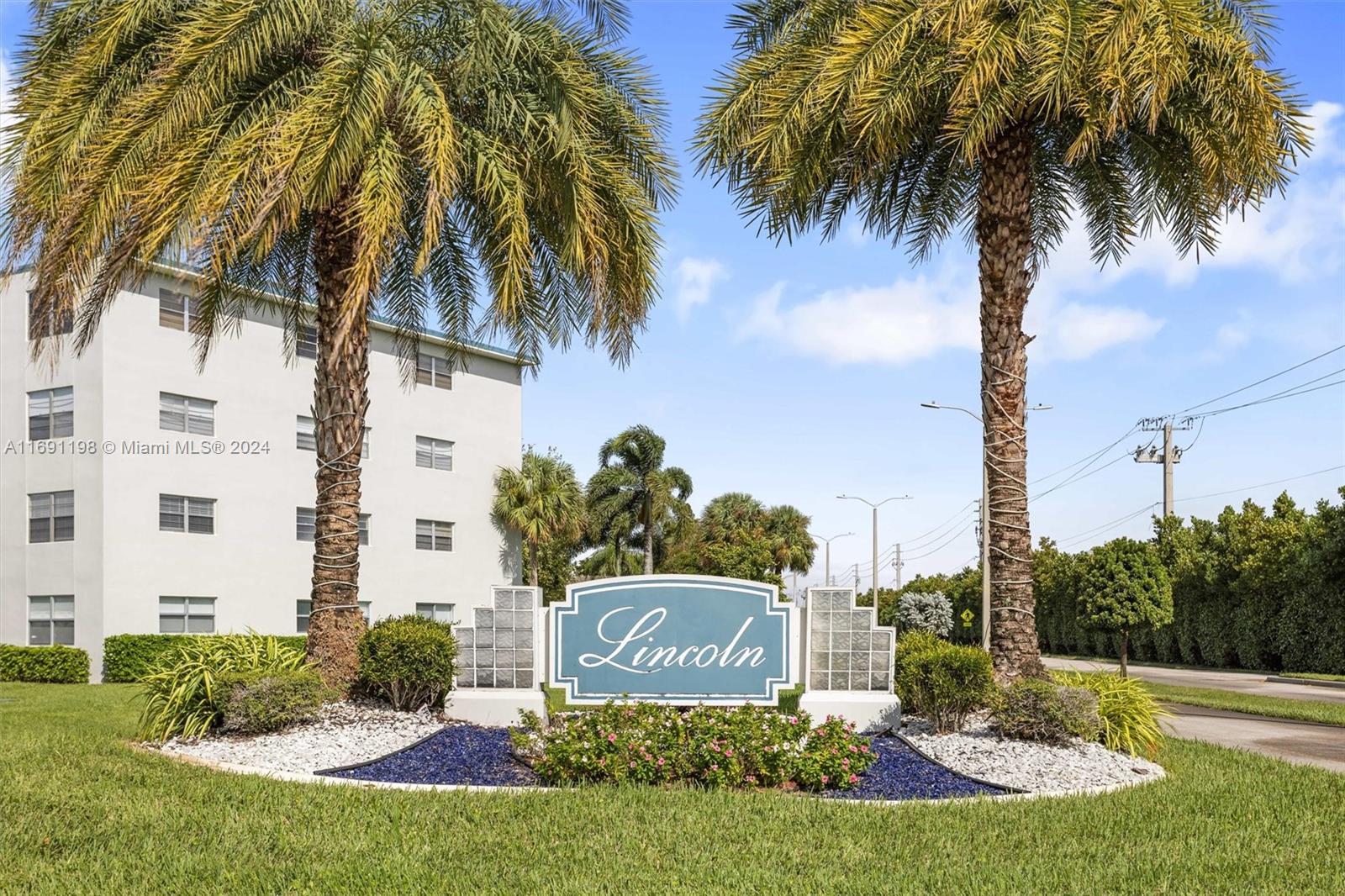 LINCOLN AT CENTURY VILLAG - Residential