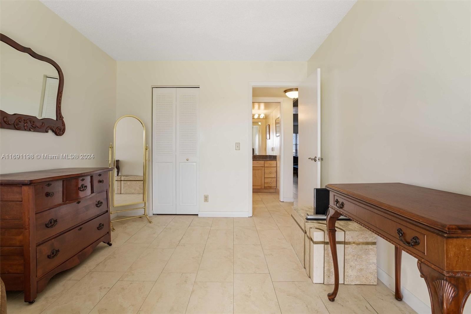 LINCOLN AT CENTURY VILLAG - Residential