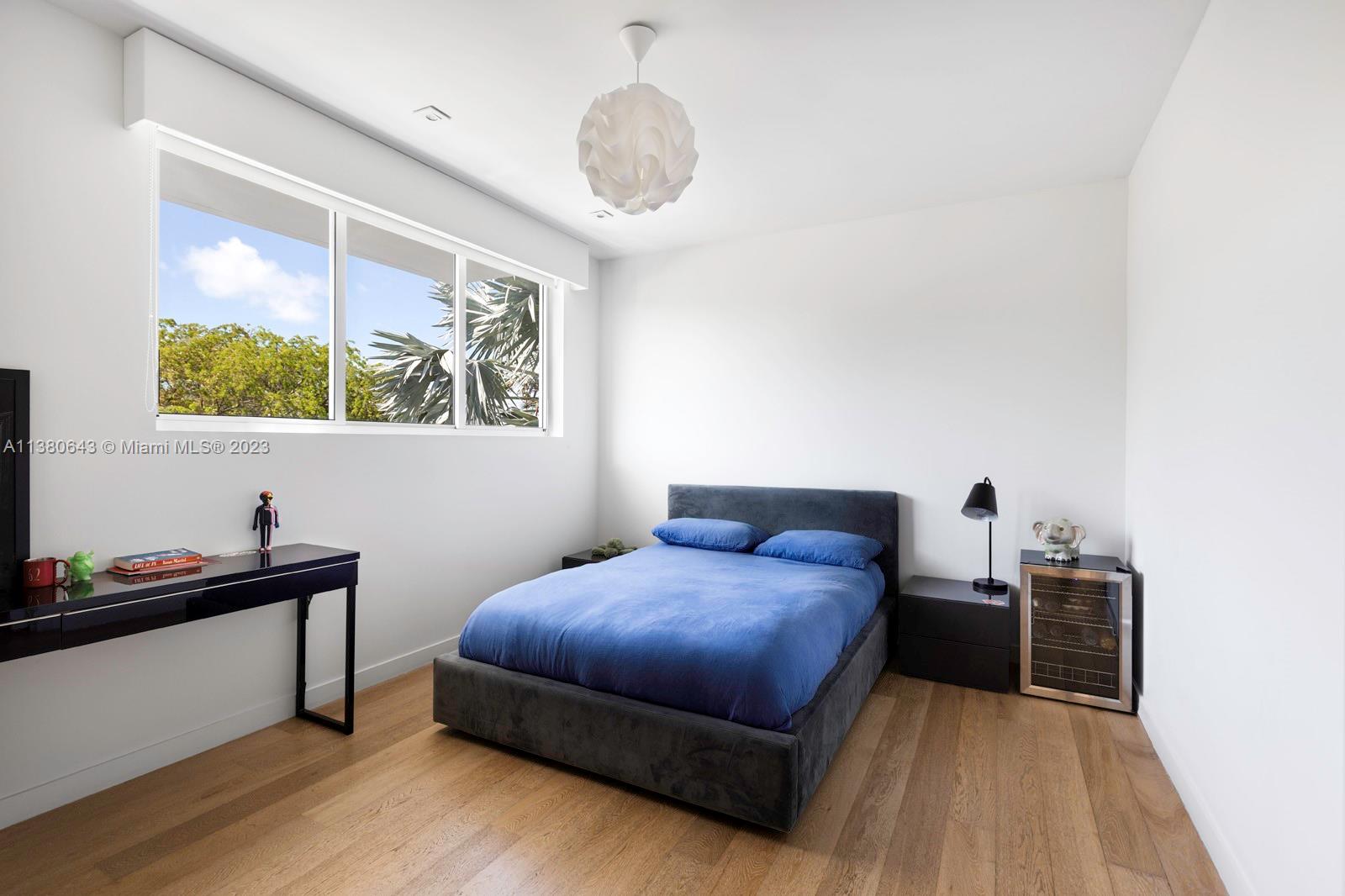 TROPICAL ISLE HOMES SUB 4 - Residential