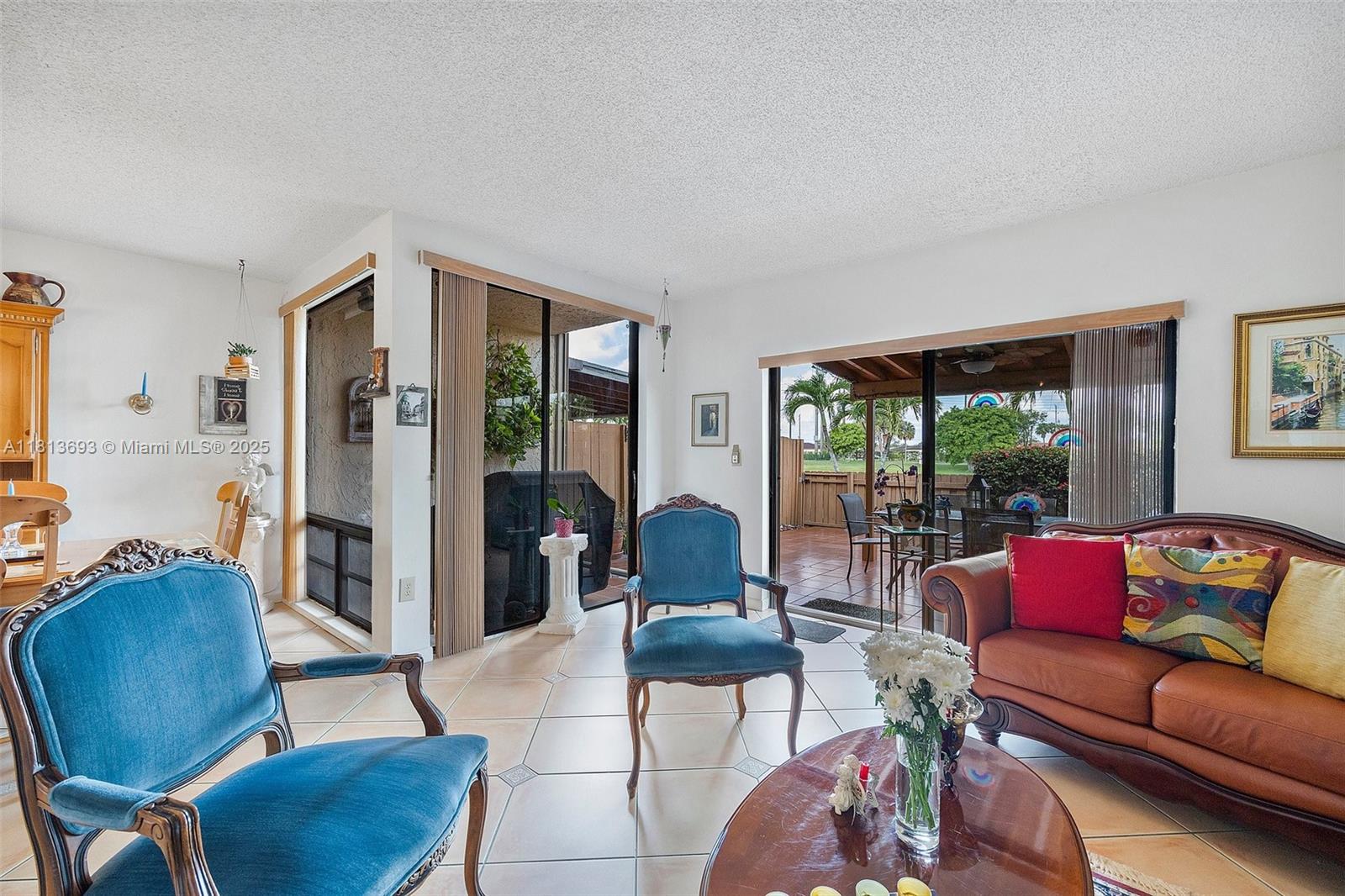 TAMIAMI LAKES TOWNHOUSES - Residential
