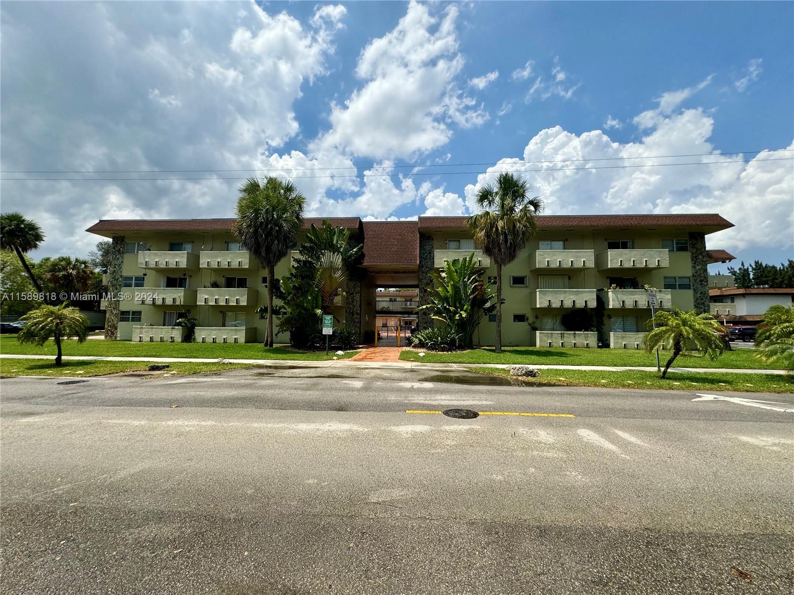 Excellent opportunity in the Dadeland area. Quiet building in great location with easy access to expressways. Walk to Dadeland Mall and Metrorail. One bedroom condo with balcony and remodeled bathroom. Special assessment $112.56 monthly thru November 2024.