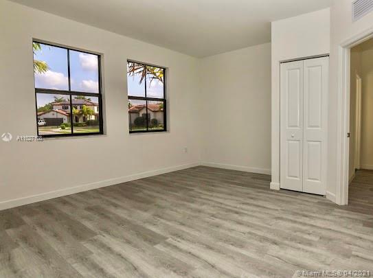 KINGMAN COMMONS - Residential Lease