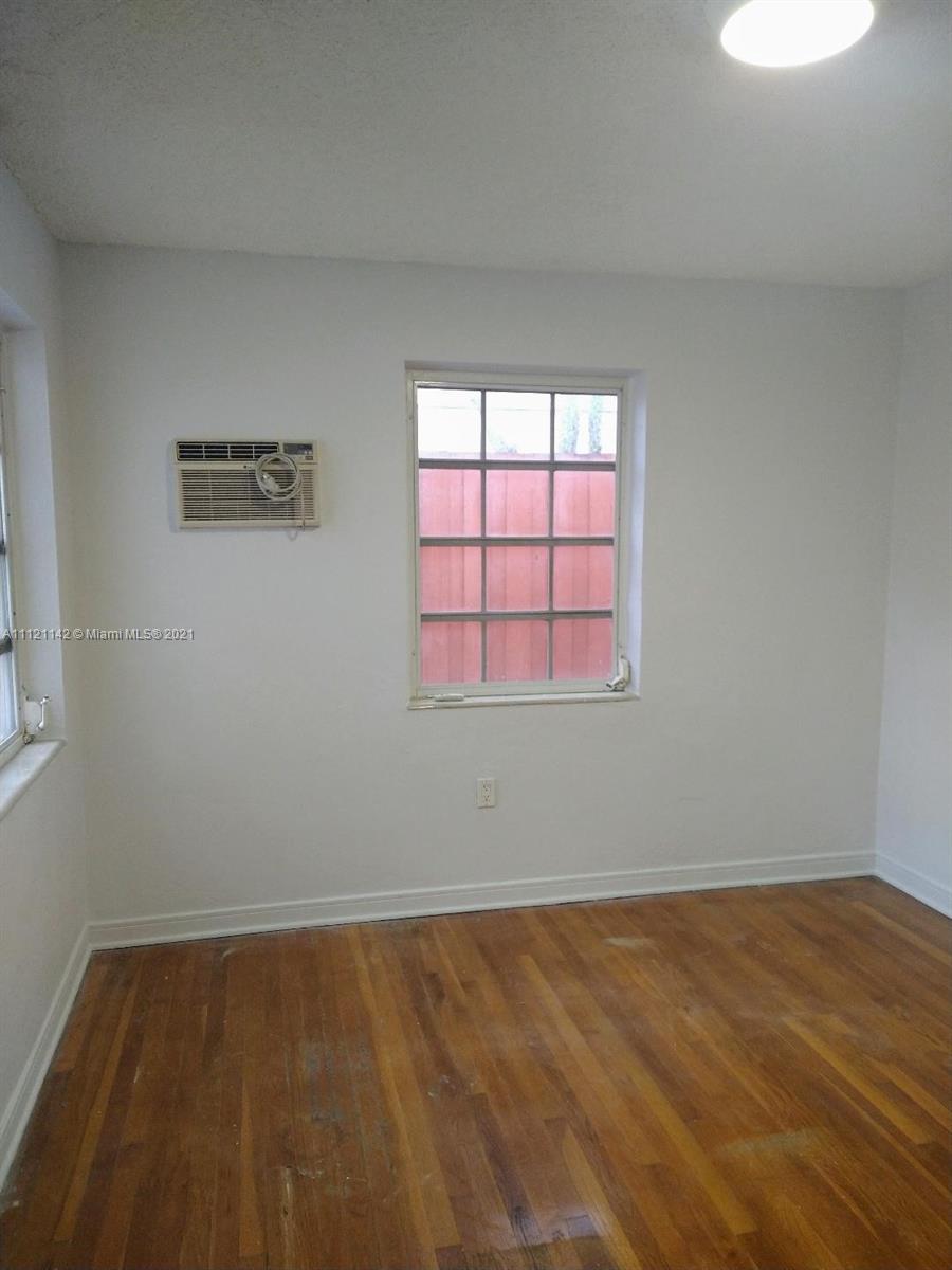 EAST SHENANDOAH - Residential Lease