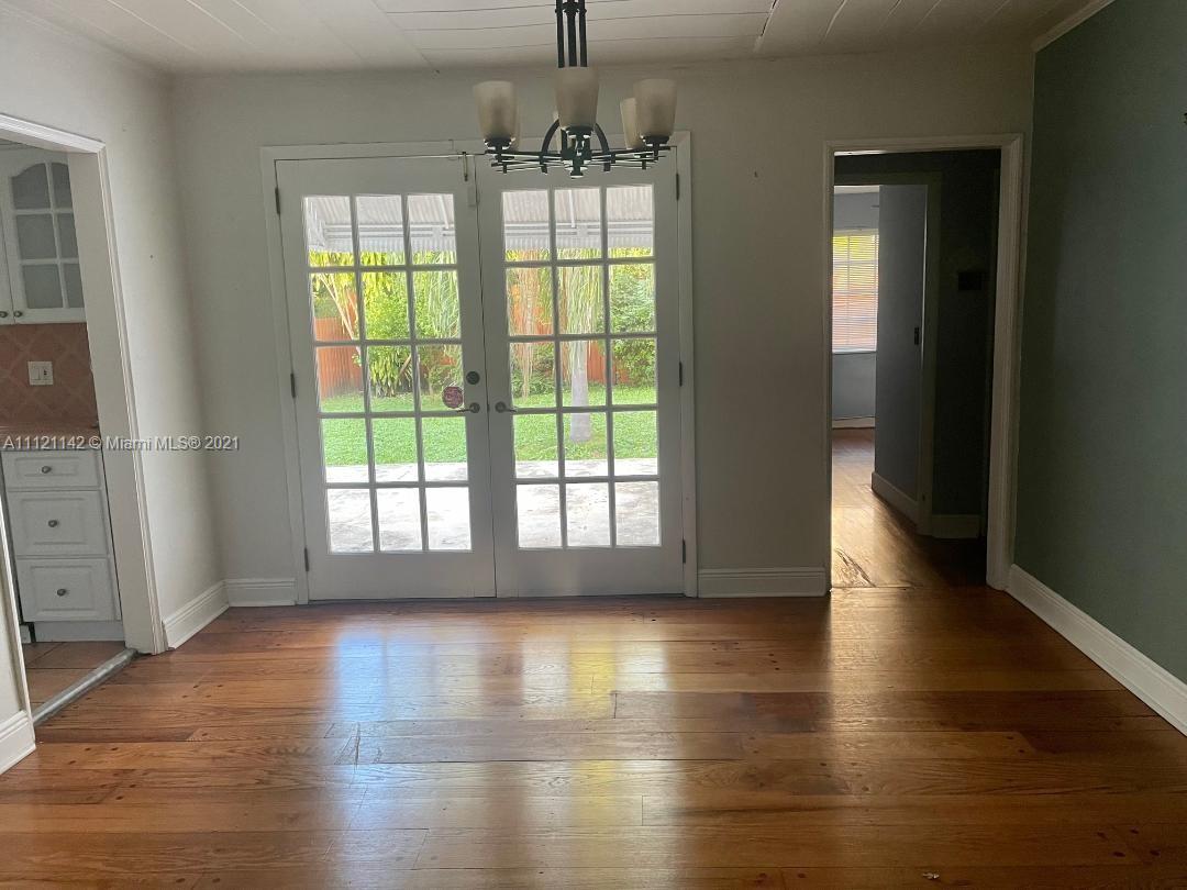 EAST SHENANDOAH - Residential Lease