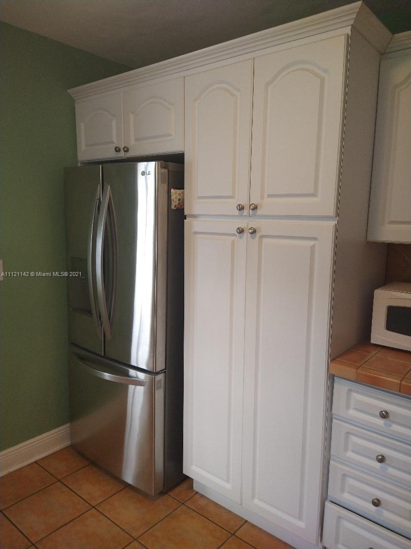 EAST SHENANDOAH - Residential Lease