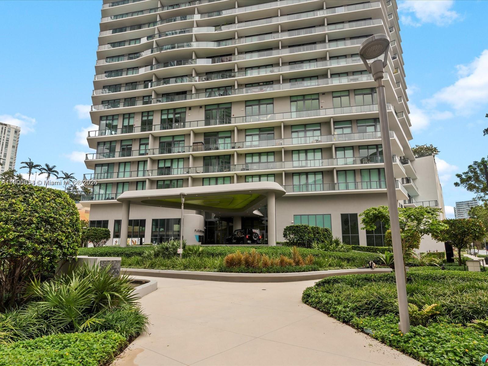 PARAISO BAYVIEWS CONDO - Residential