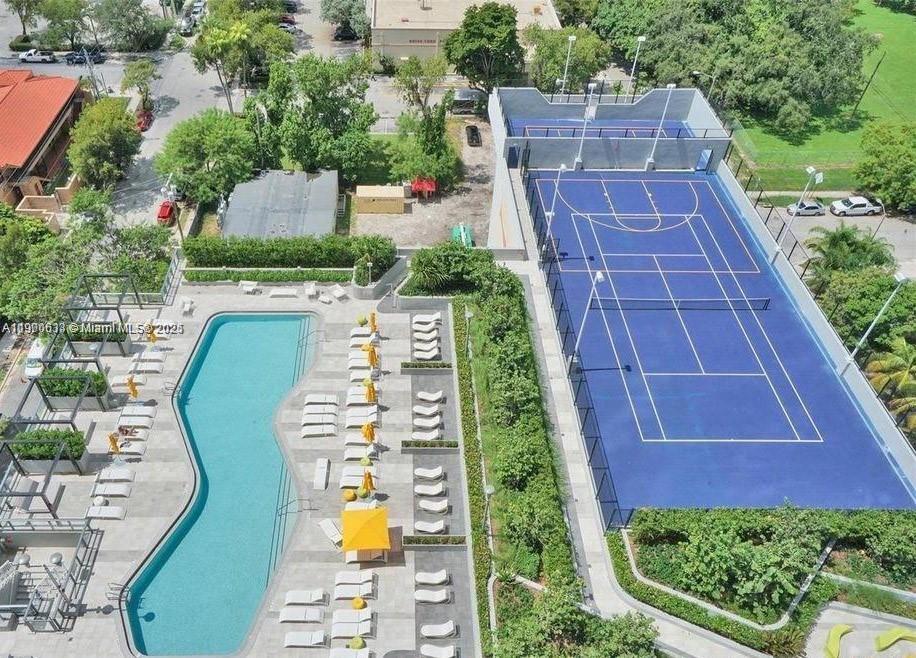 PARAISO BAYVIEWS CONDO - Residential