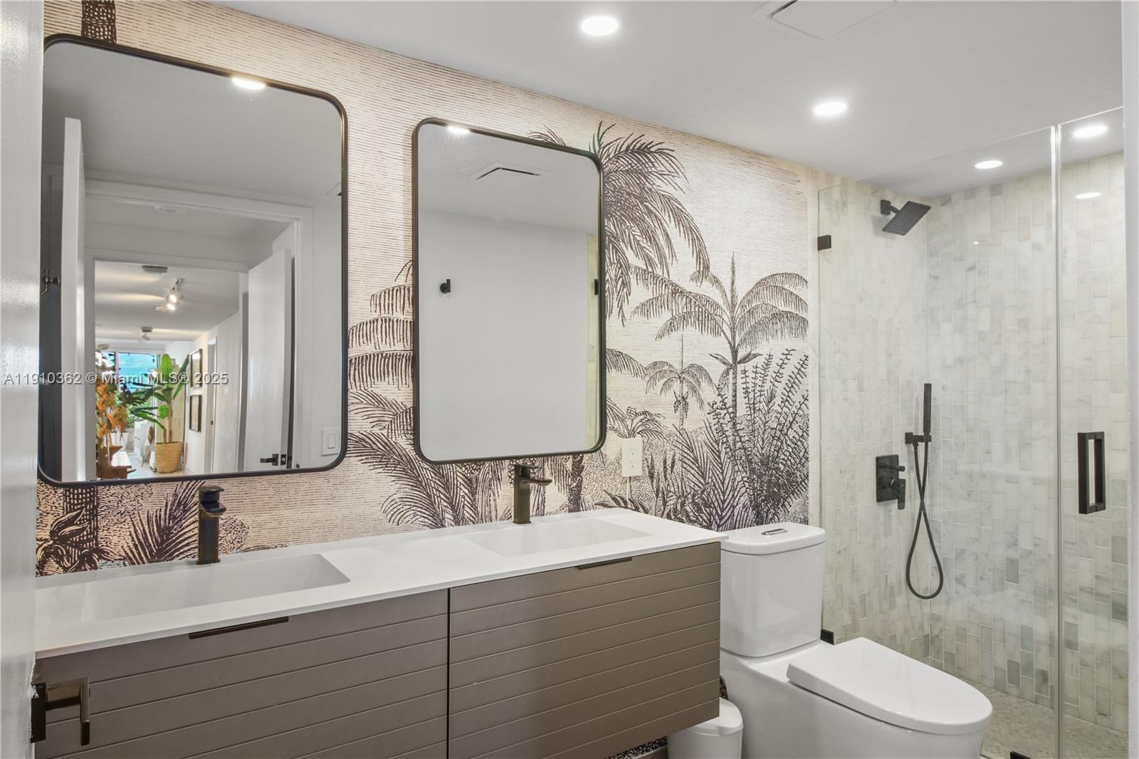 THE EMERALDBAY @ KEY COLO - Residential