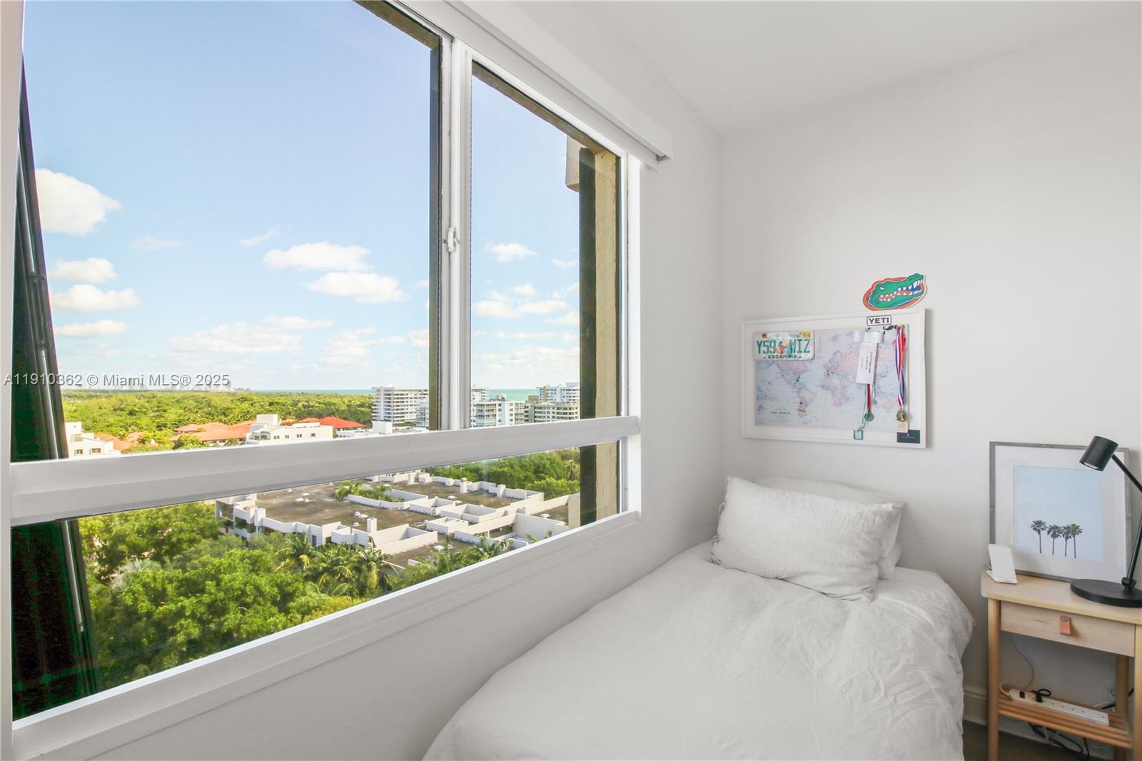 THE EMERALDBAY @ KEY COLO - Residential