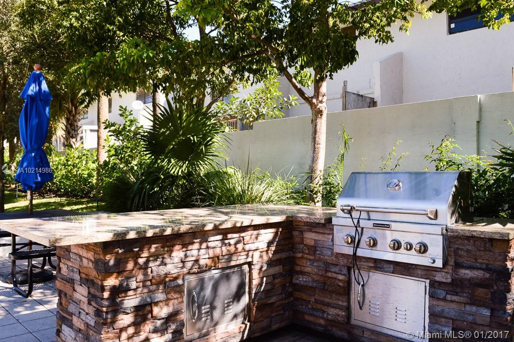 River Oaks Apartment - Residential Lease