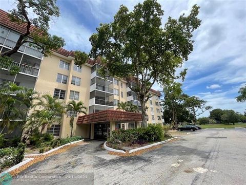 4156 Inverrary Dr 204 Lauderhill FL 33319