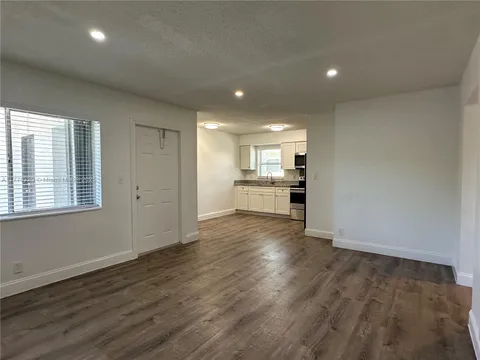 MLS: A11770320
