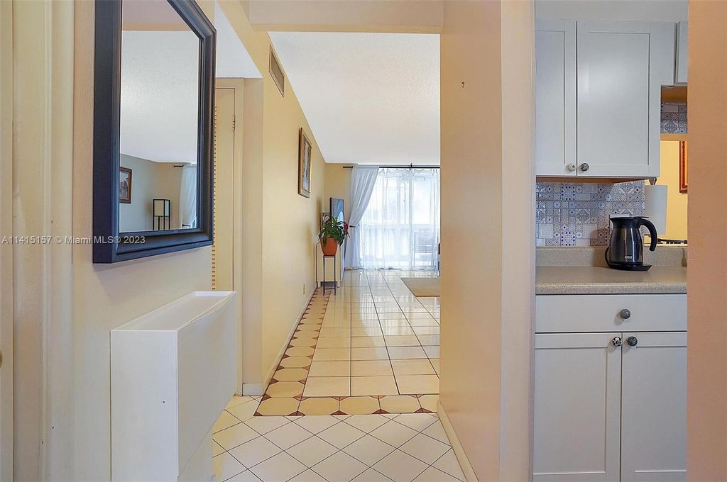 Photo of 500 NE 12TH Ave #205, Hallandale Beach, FL 33009 (MLS # A11415157)