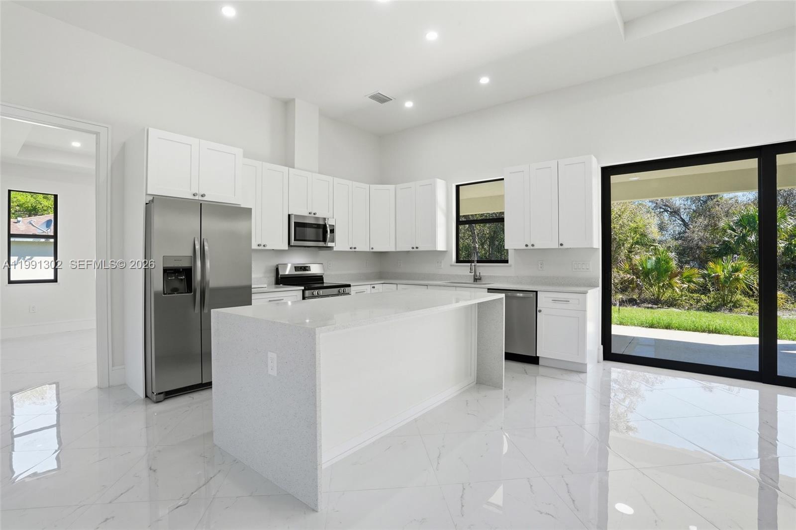 Port La Belle - Residential