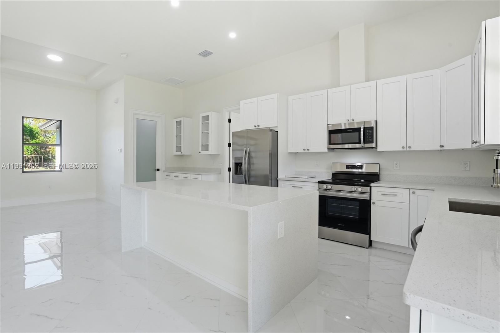 Port La Belle - Residential