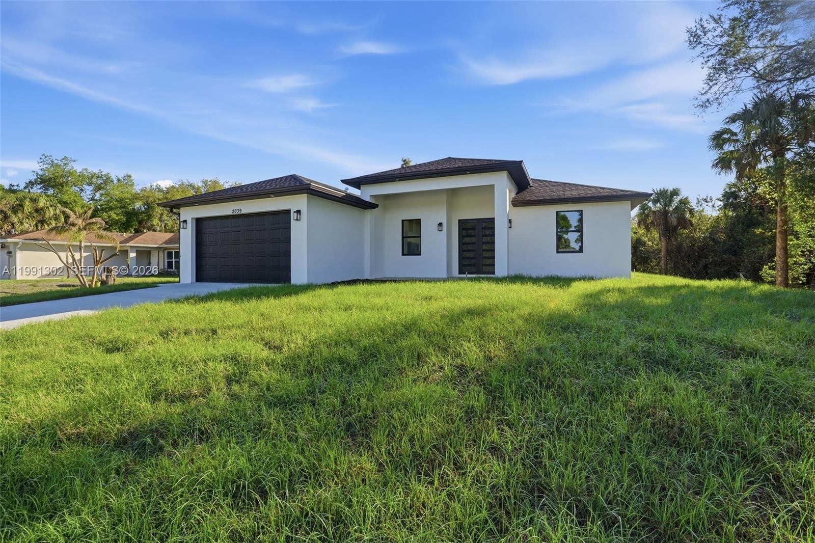 Port La Belle - Residential