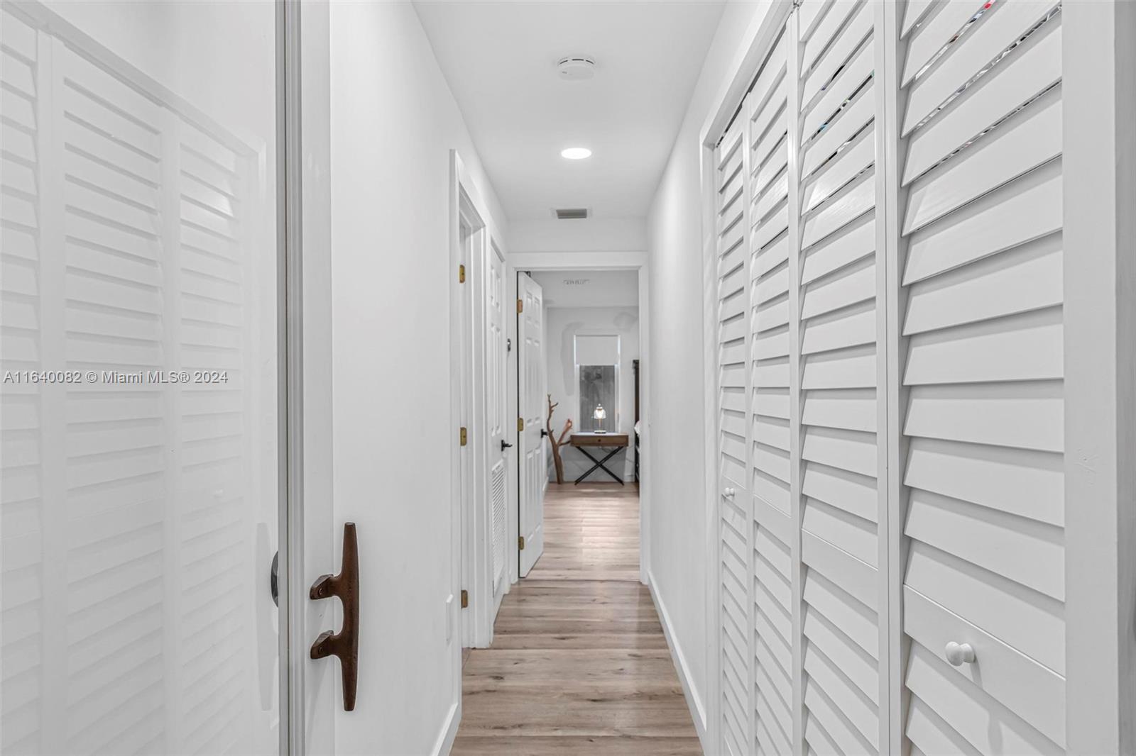 PALM MIAMI AMD - Residential