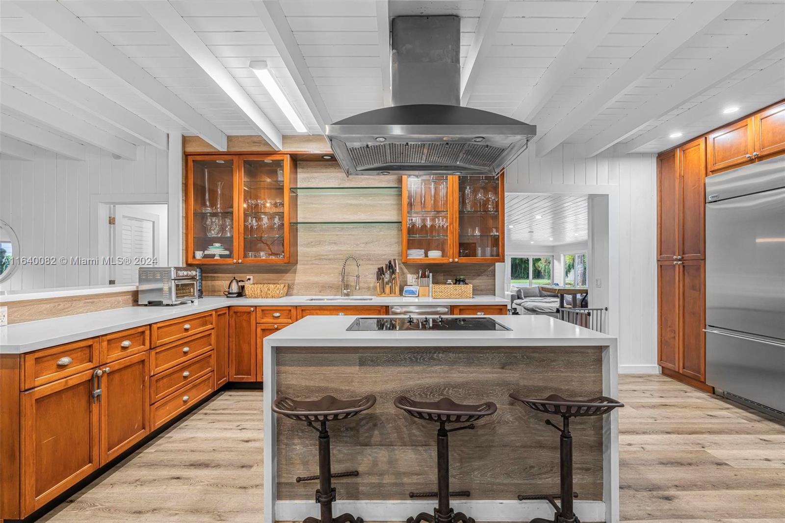 PALM MIAMI AMD - Residential