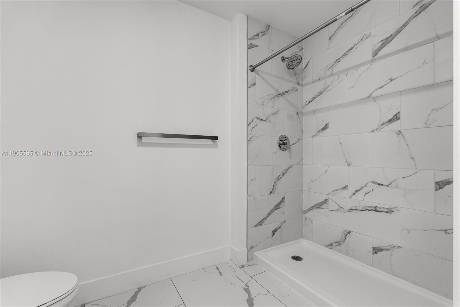 REV PL SEC 2 CC ESTATES - Residential Lease