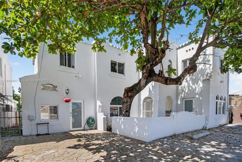 1680 NW 22nd Ct Miami FL 33125