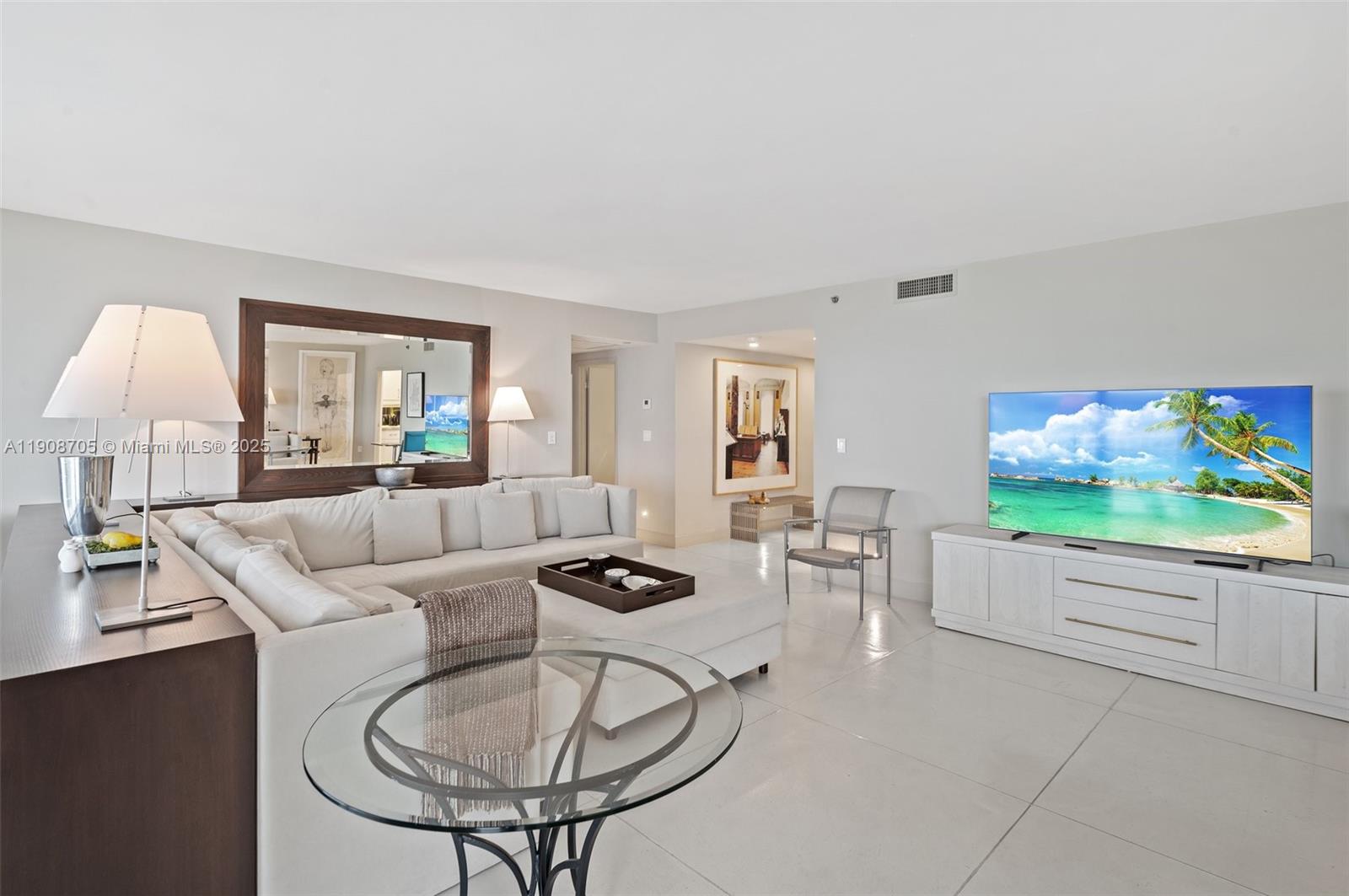 KENILWORTH CONDO - Residential Lease