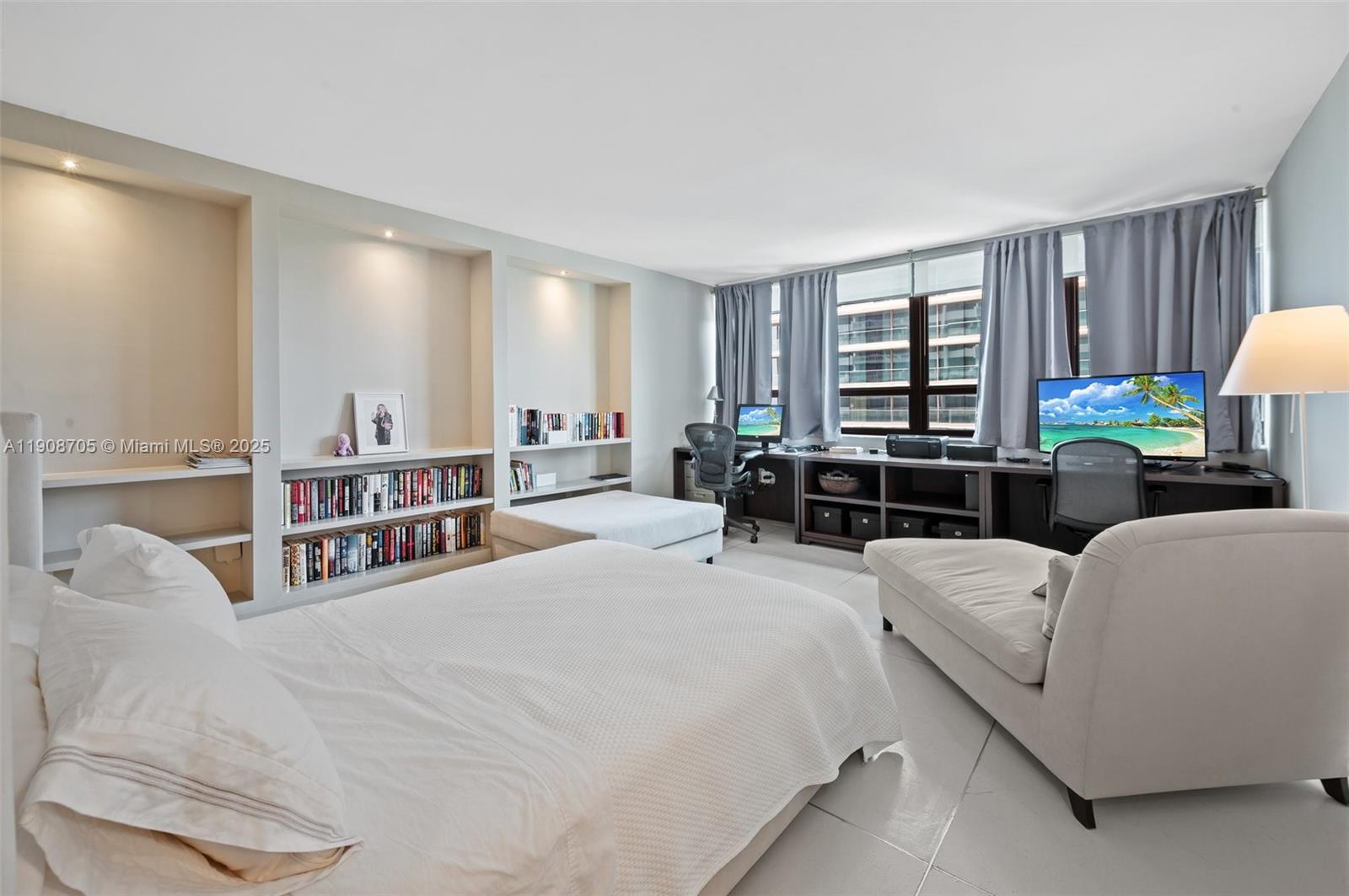 KENILWORTH CONDO - Residential Lease