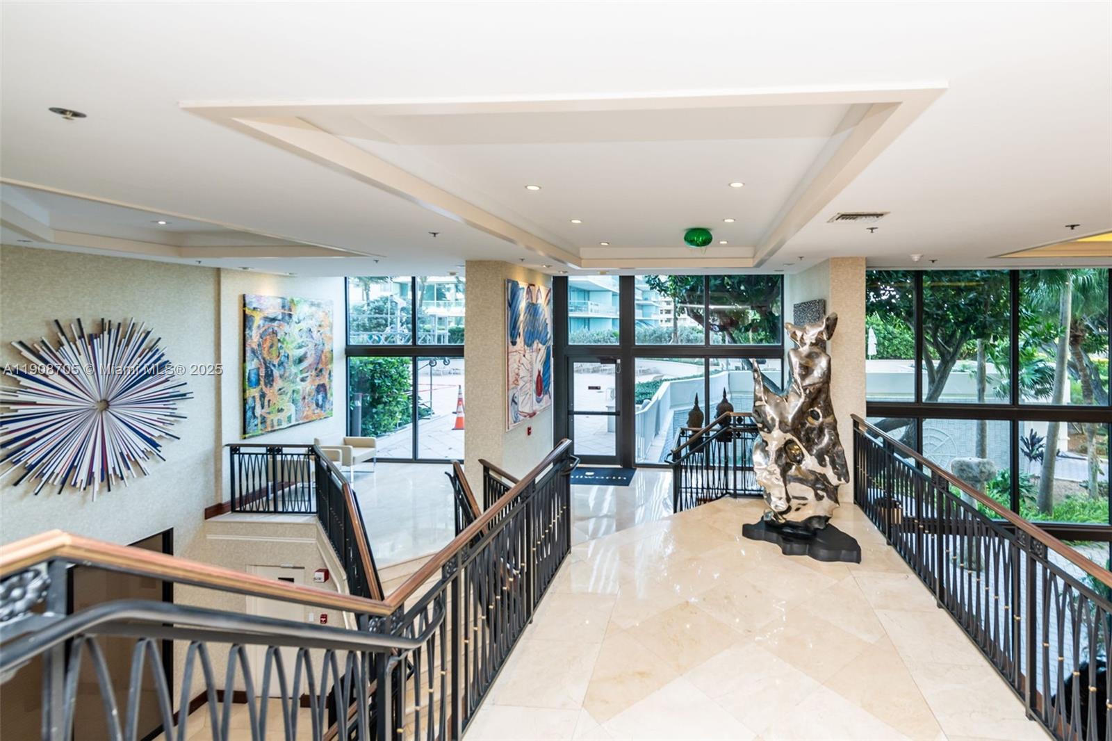 KENILWORTH CONDO - Residential Lease