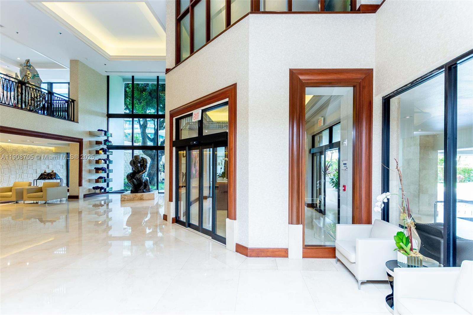 KENILWORTH CONDO - Residential Lease