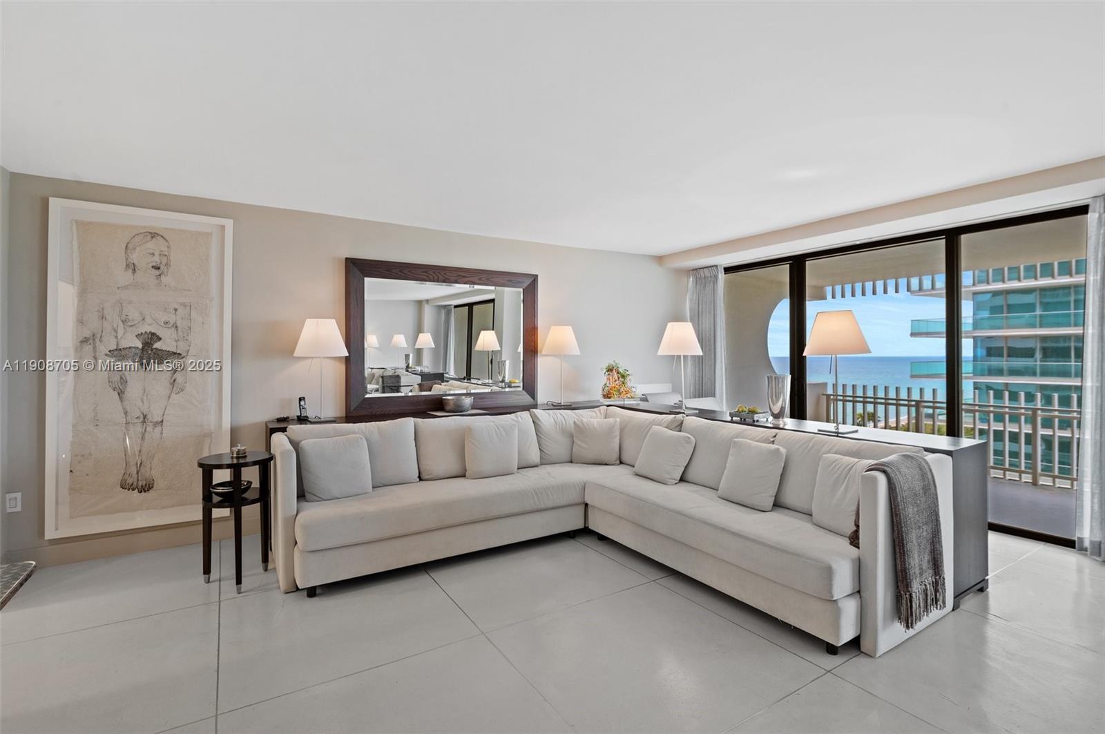 KENILWORTH CONDO - Residential Lease