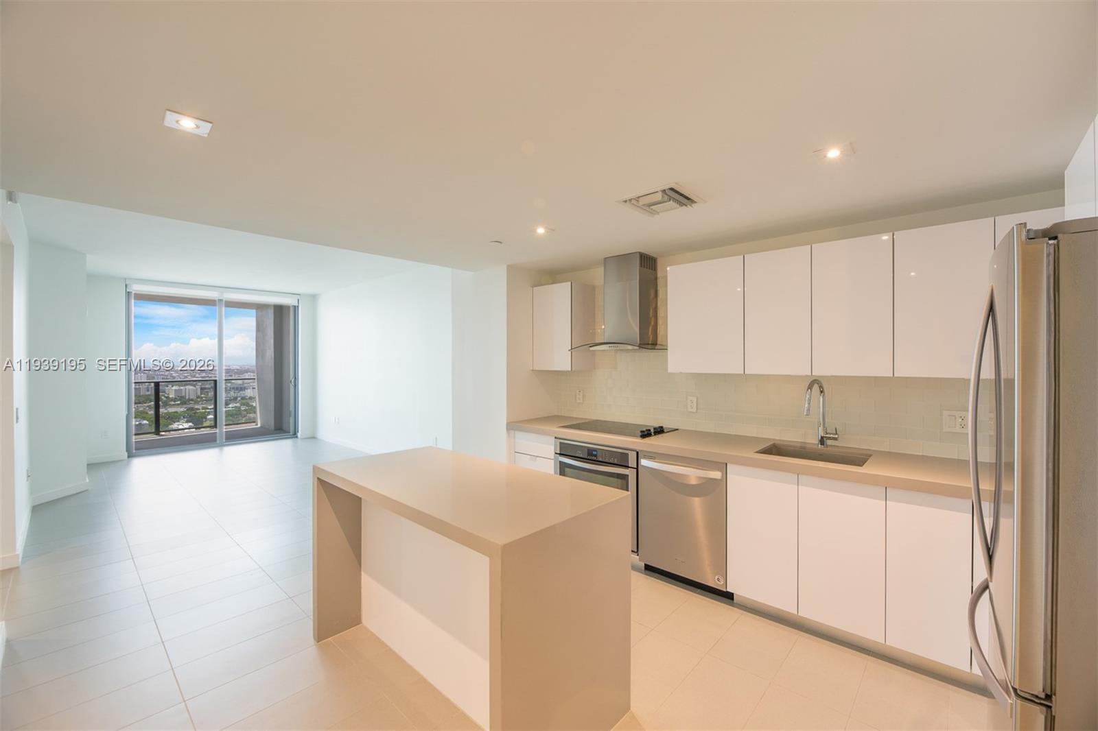 1600 NE 1st Ave 3414