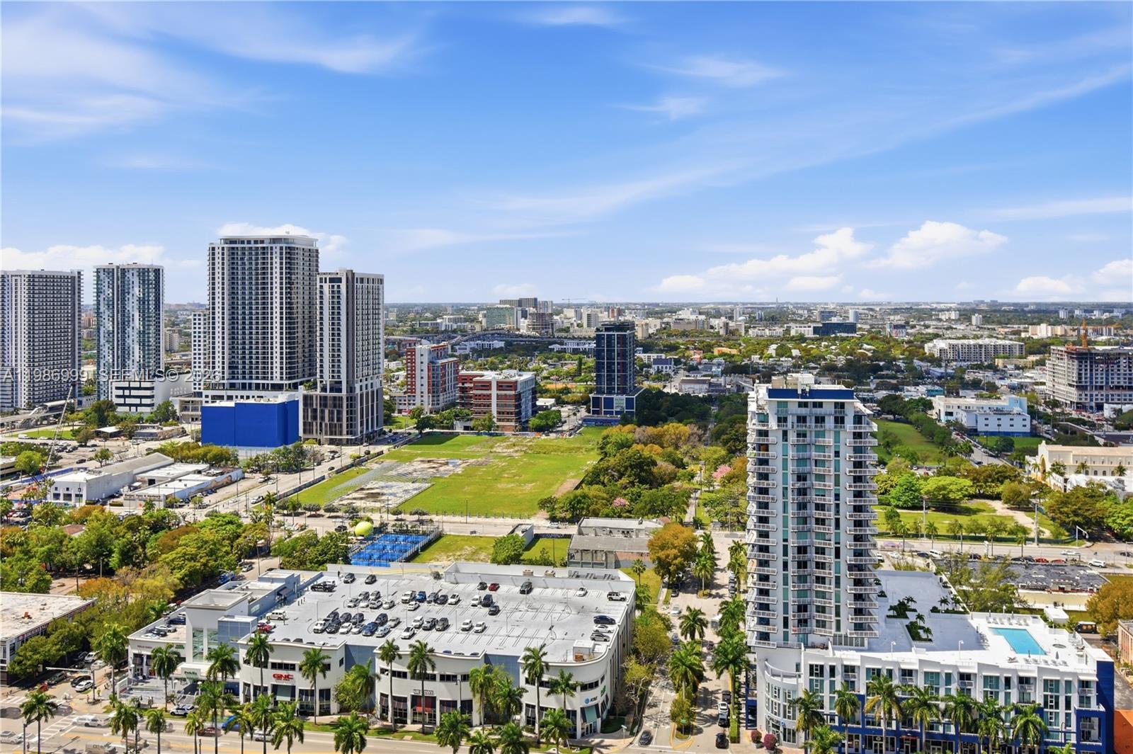 1800 CLUB CONDO - Residential Lease