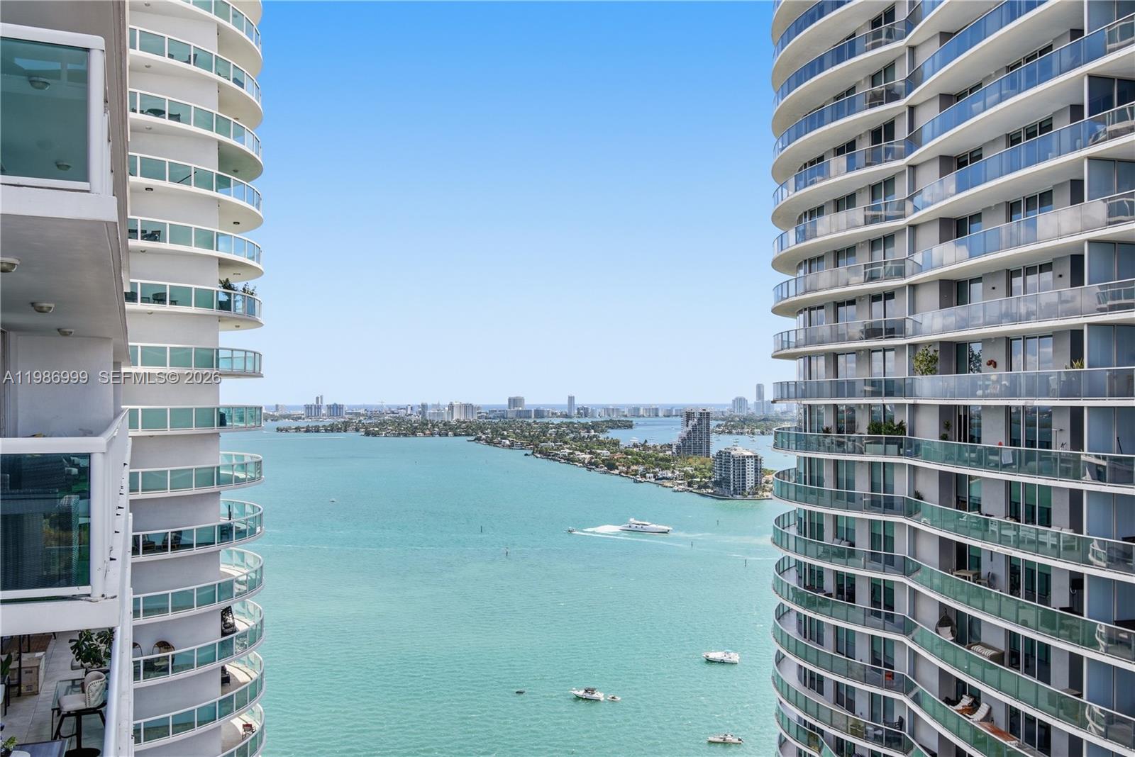 1800 CLUB CONDO - Residential Lease